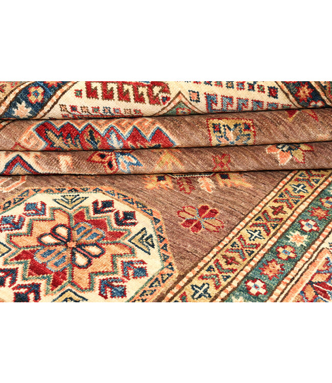 Hand-Knotted Kazak Rug – 100% Wool – 254x170 cm – Traditional & Authentic Oriental Carpet