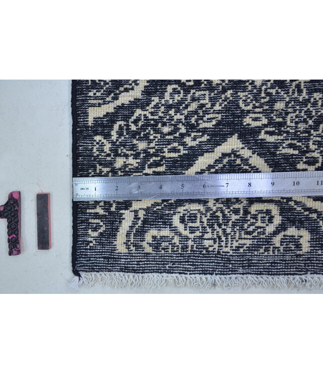Black & Cream Hand-Knotted Wool Runner – 439 x 75 cm