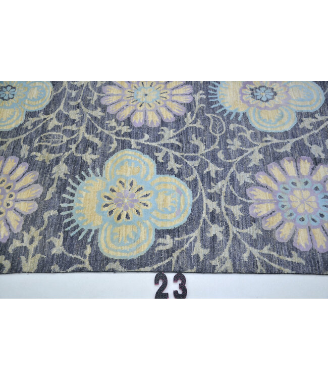 Moderner Woll-Läufer – Handgeknüpft – 358 x 091 cm – Blumenmuster auf Dunkelgrau