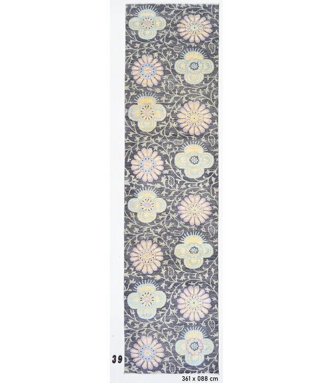 Moderne loper – Bloemenpatroon op grijze basis – 361x88 cm – Handgeknoopt van wol