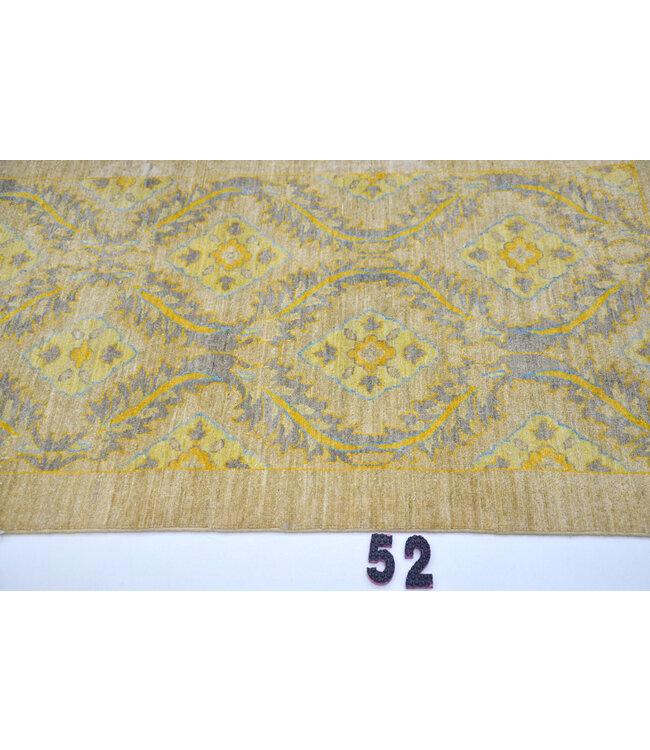 Runner – Hand-Knotted Wool Rug with Elegant Floral Design – 265 x 87 cm