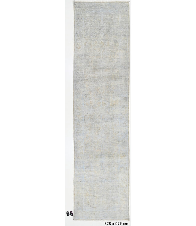 Runner – Hand-Knotted Wool Rug "Lumière" in Soft Grey-Blue – 328 x 79 cm