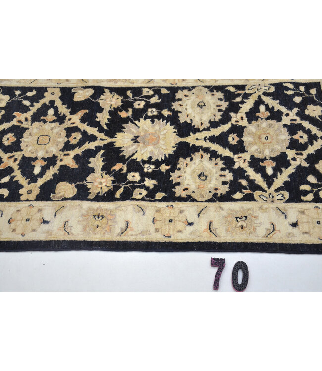 Runner – Hand-Knotted Wool Rug "Ziegler" in Black and Beige – 291 x 70 cm