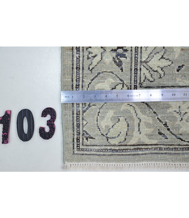 Modern Gray Hand-Knotted Wool Rug - Vintage Pattern - 354 x 80 cm