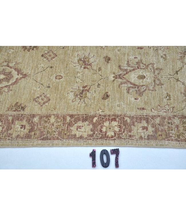 Beige Hand-Knotted Wool Rug - Ziegler Pattern - 299 x 72 cm