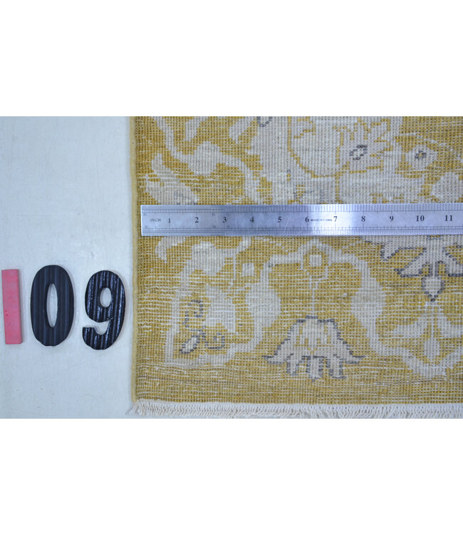Yellow Hand-Knotted Wool Rug - Ziegler Pattern - 304 x 77 cm