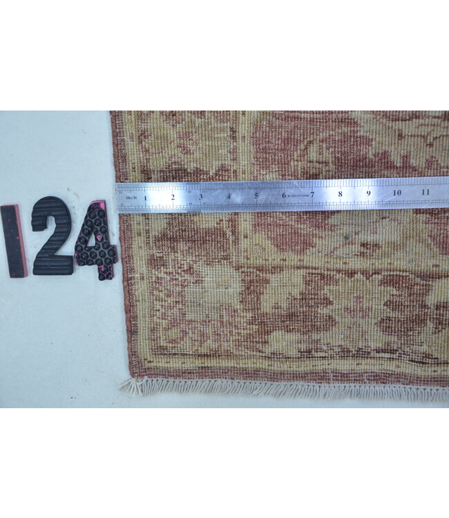 Vintage Red Ziegler Pattern Hand-Knotted Wool Rug 405 x 077 cm