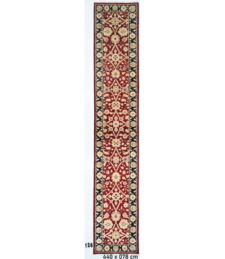 Antieke Rood, Zwart, en Beige Wol Handgeknoopte Tapijt – 440 x 078 cm Antieke Rood, Zwart, en Beige Wol Handgeknoopte Tapijt – 440 x 078 cm