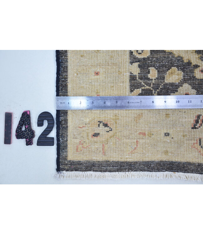 Antikes Schwarz und Beige Muster, 411 x 078 cm