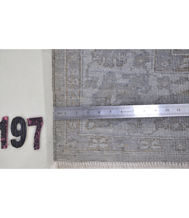 Grauer Vintage Teppich – handgeknüpfter Wollteppich – 202 x 148 cm