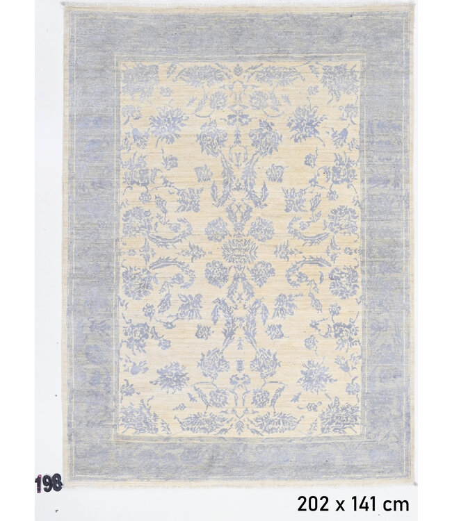 Light Blue Beige Ziegler Rug – Hand-knotted Wool Carpet – 202 x 141 cm