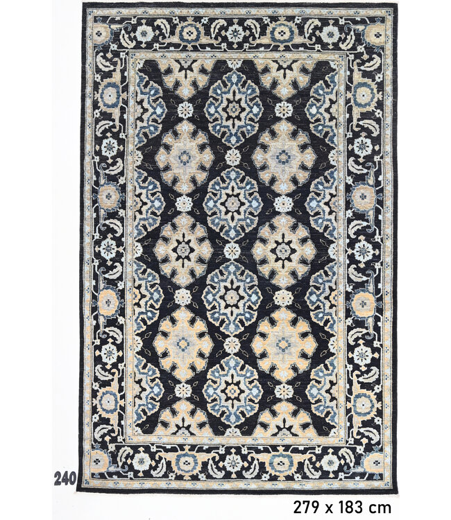 Zwart-Beige Kazak Tapijt – 279 x 183 cm