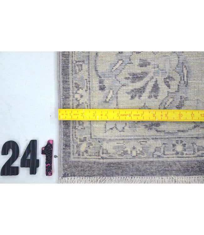 Gray-Beige Ziegler Rug – 268 x 183 cm