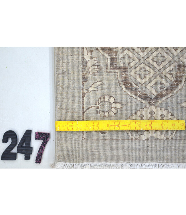 Grijs-Beige Ziegler Tapijt met Geometrisch Patroon – 236 x 169 cm