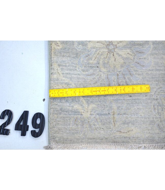 Hellblaues Vintage Handgeknüpftes Wollteppich mit Blumenmuster – 281 x 184 cm