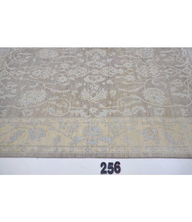 Grijs en Beige Vintage Handgeknoopte Wol Tapijt met Bloemenpatroon – 242 x 172 cm