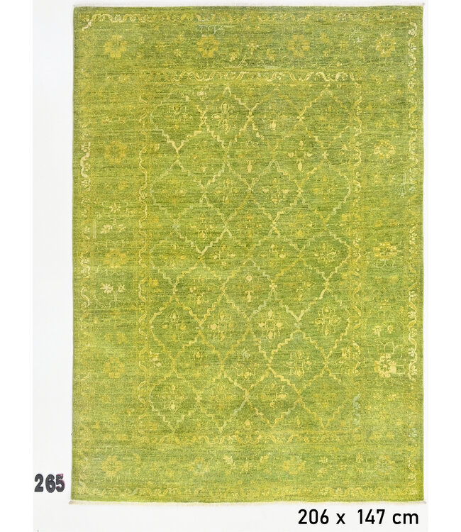 Green Hand-Knotted Rug – 206 x 147 cm – Kazak Pattern