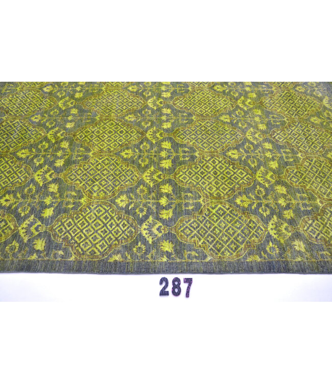 Green Antique Rug – 237 x 165 cm – Hand-knotted Wool Carpet