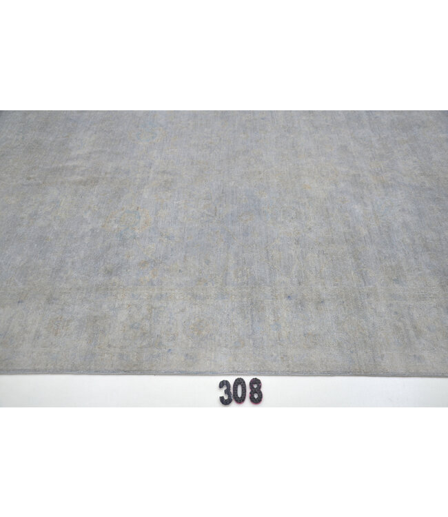 Light grey modern pattern rug – 274 x 185 cm
