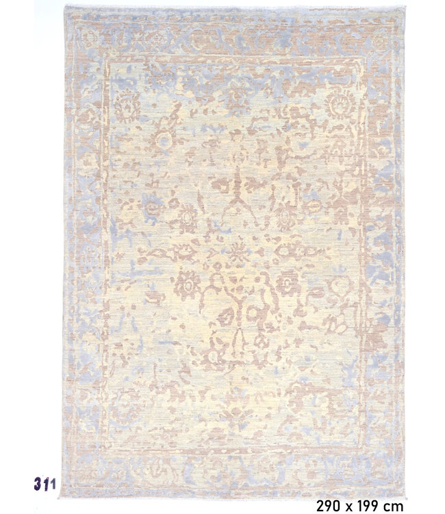 Pastel pink and light blue Ziegler pattern rug – 290 x 199 cm
