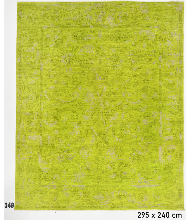 Lime Green Vintage Pattern Hand-Knotted Wool Rug – 295 x 240 cm