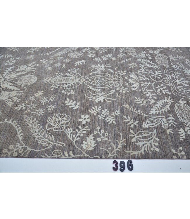 Grey Modern Rug – 425 x 179 cm – Hand-Knotted Wool