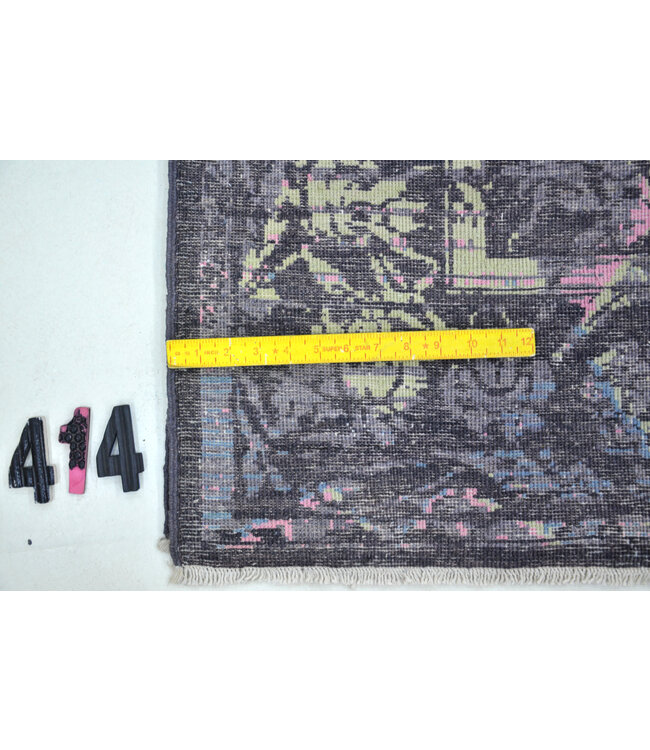 Dark Multicolor Vintage Pattern Hand-Knotted Wool Rug – 233 x 167 cm