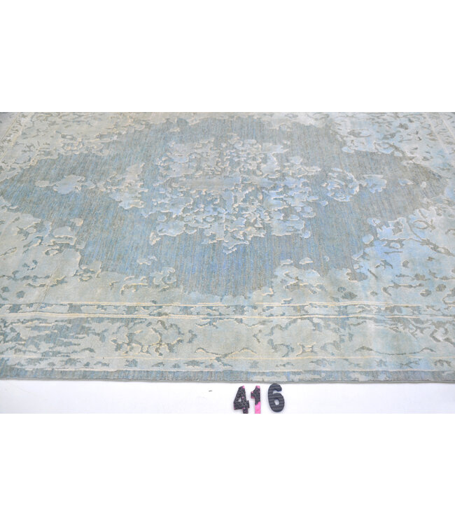 Hellblau-graues Ziegler-Muster handgeknüpfter Wollteppich – 244 x 168 cm