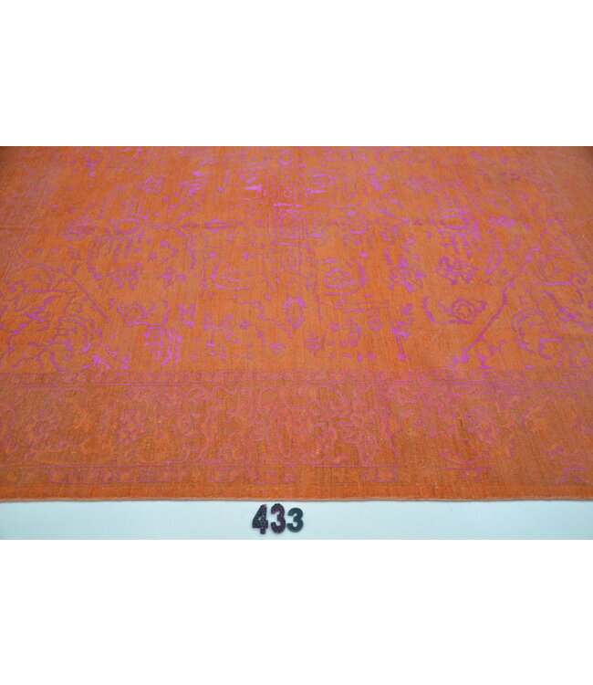 Orange, Pattern: Vintage, Dimensions: 291 x 235 cm