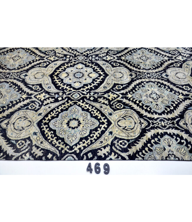 Black-Beige Ziegler Pattern Hand-Knotted Wool Rug – 276 x 181 cm