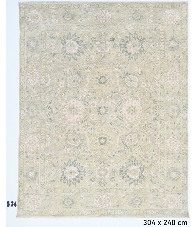 Green Beige Ziegler Rug – 304 x 240 cm – Hand-Knotted Wool