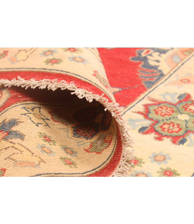 138x105cm Hand-Knotted Wool Kazak Rug – Authentic Oriental Carpet, Traditional Tribal Design, High-Quality Handmade Wool Rug