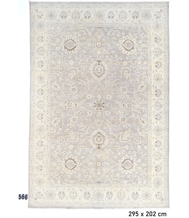 Light Grey Ziegler 295x202 cm – Hand-knotted Wool Rug in Classic Design