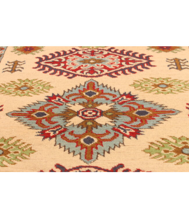 147x102cm Handgeknüpfter Woll Kazak Teppich – Authentischer Orientalischer Teppich, Traditionelles Tribal Design, Hochwertiger Handgefertigter Wollteppich