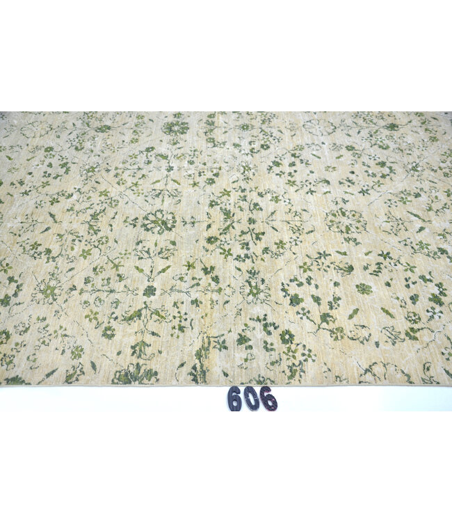 Beige-Green Ziegler Rug – 241 x 171 cm – Hand-Knotted Wool