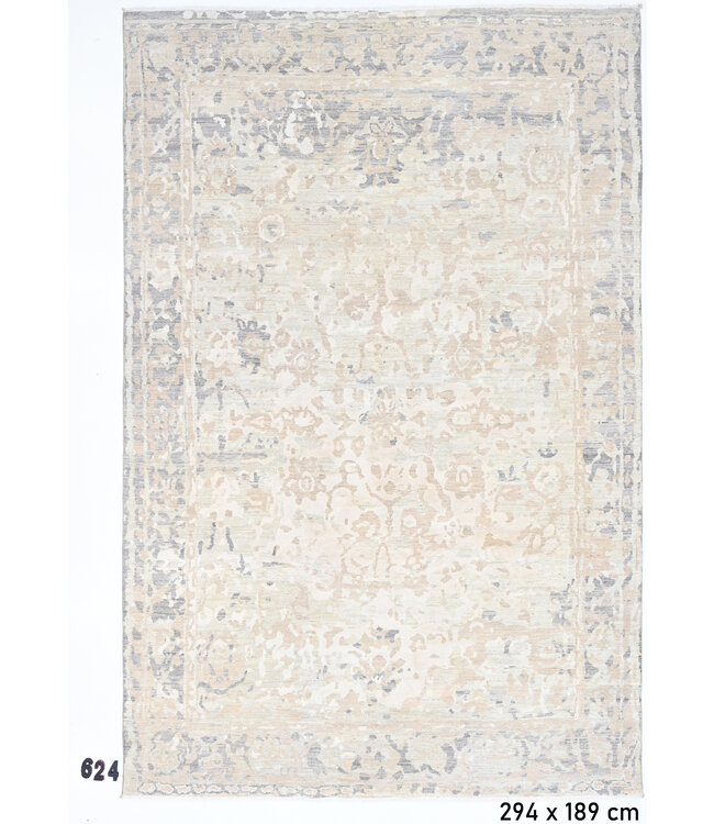 Vintage Hand Knotted Rug - Ziegler Pattern - 294 x 189 cm - Grey and Beige