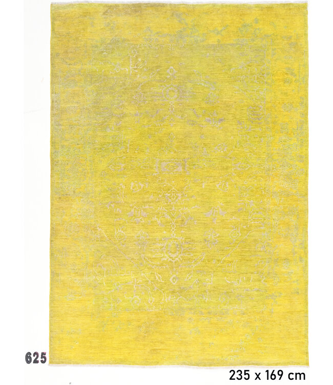Vintage Hand Knotted Rug - Ziegler Pattern - 235 x 169 cm - Yellow and Beige
