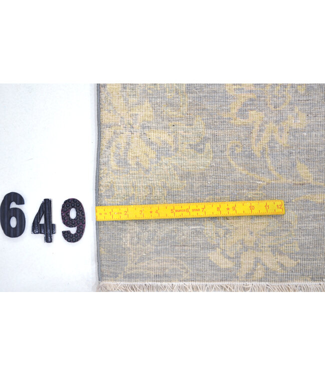 Vintage Hand Knotted Rug - Gray with Yellow Accents - 189 x 123 cm - Antique Floral Design