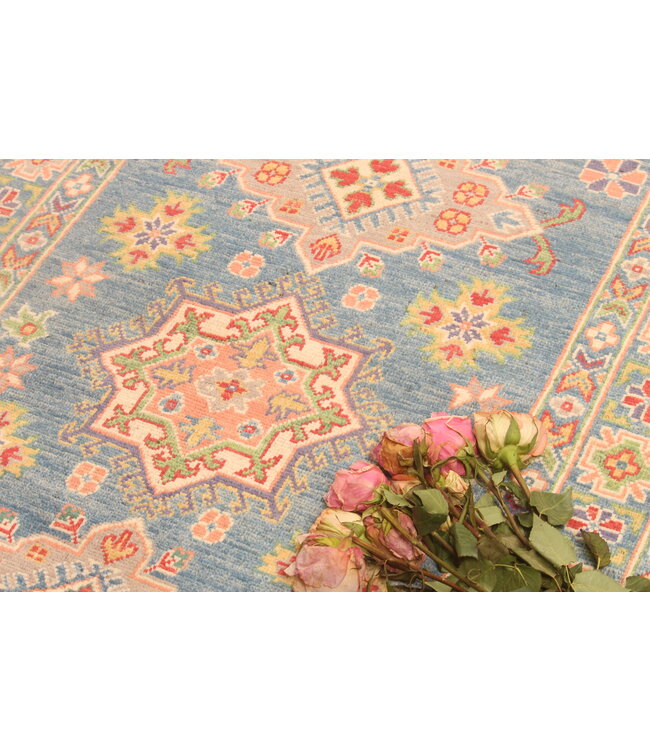 147x102cm Handgeknüpfter Woll Kazak Teppich – Authentischer Orientalischer Teppich, Traditionelles Tribal Design, Hochwertiger Handgefertigter Wollteppich