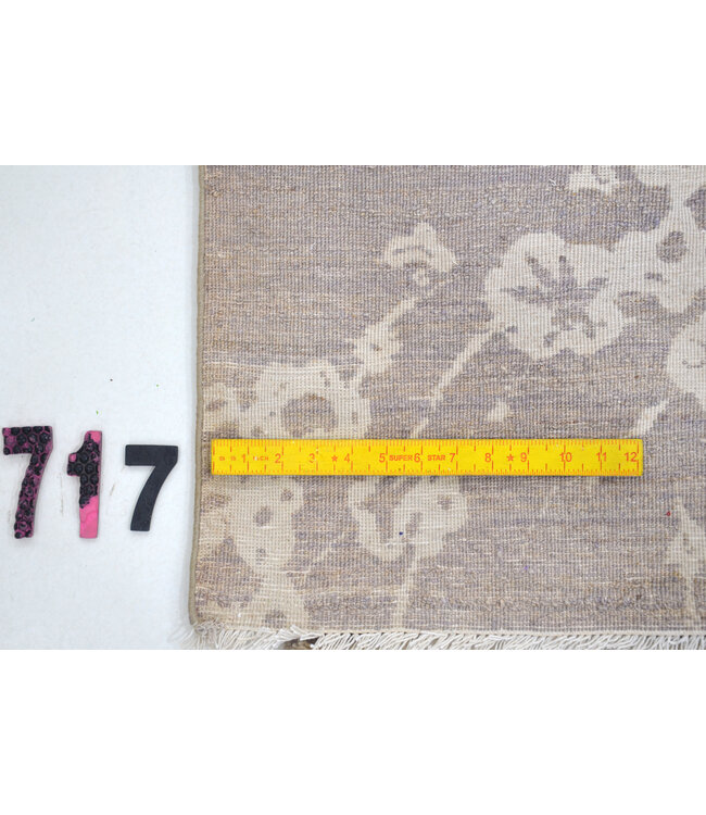 Grey-Cream Modern 232 x 190 cm – Hand-Knotted Wool Rug with Floral Pattern