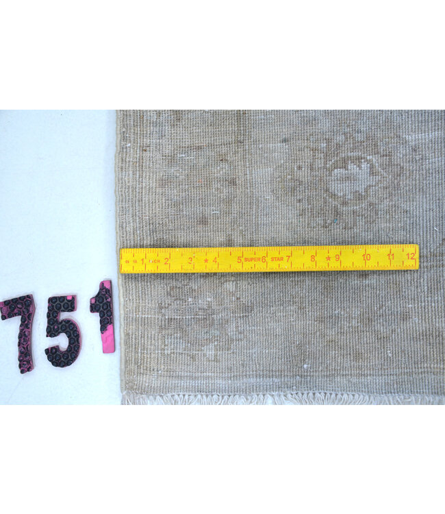 Vintage Wool Hand-Knotted Rug - Vintage Pattern - 118 x 079 cm - Soft Neutral Colors