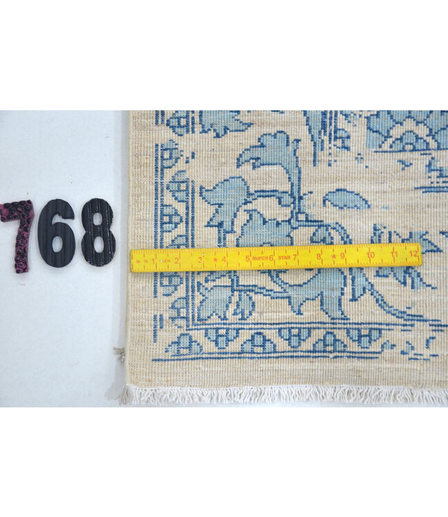 Beige and Blue Classic Rug – 242 x 171 cm – Hand-Knotted Wool