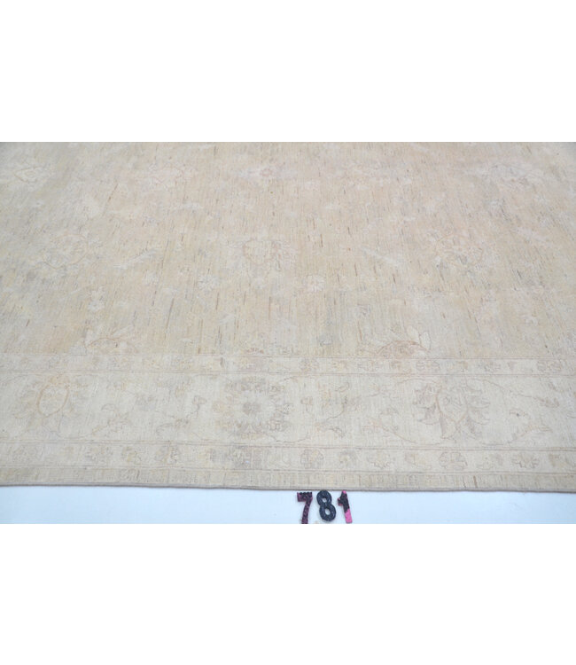 Ziegler Rug - Vintage Design | Hand-Knotted Wool - 347x269 cm