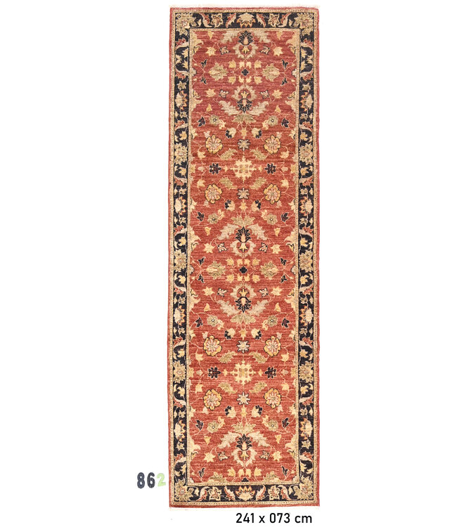 Vintage Handgeknoopte Wol Tapijt - Rood met Bloemenmotieven, 241x073 cm