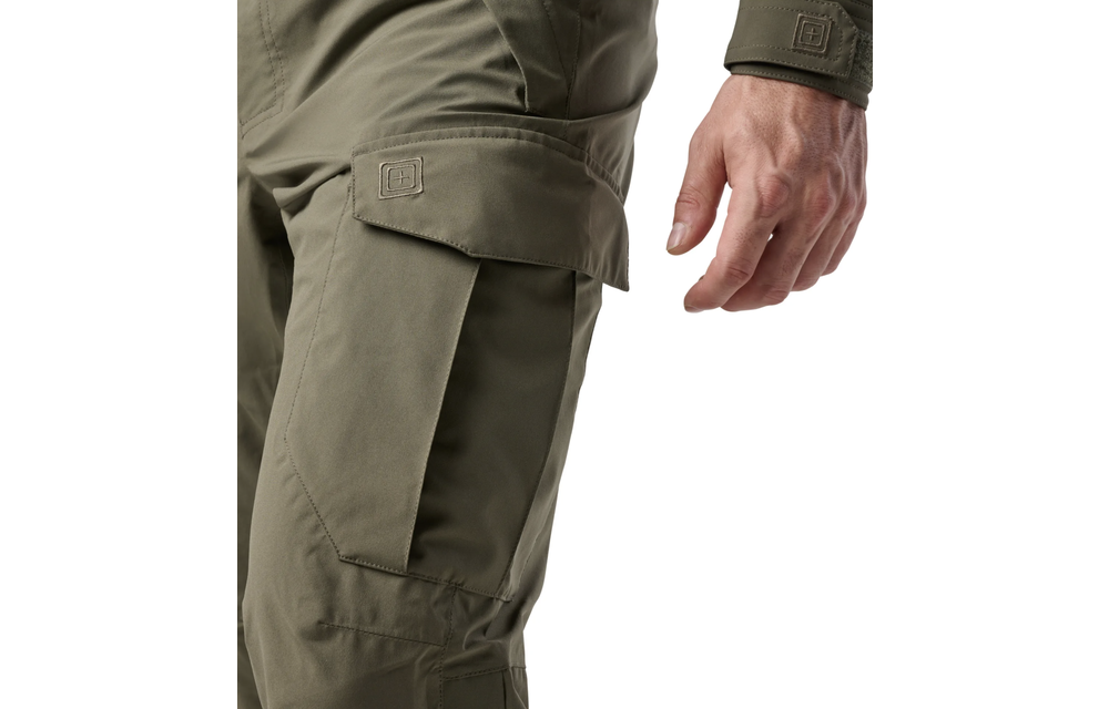 Force Rain Pants (Black)
