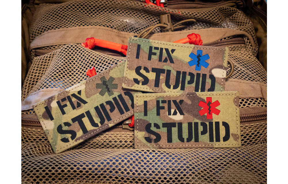 Apatch I Fix Stupid Medic Patch (Red). - Airsoftshop Europe