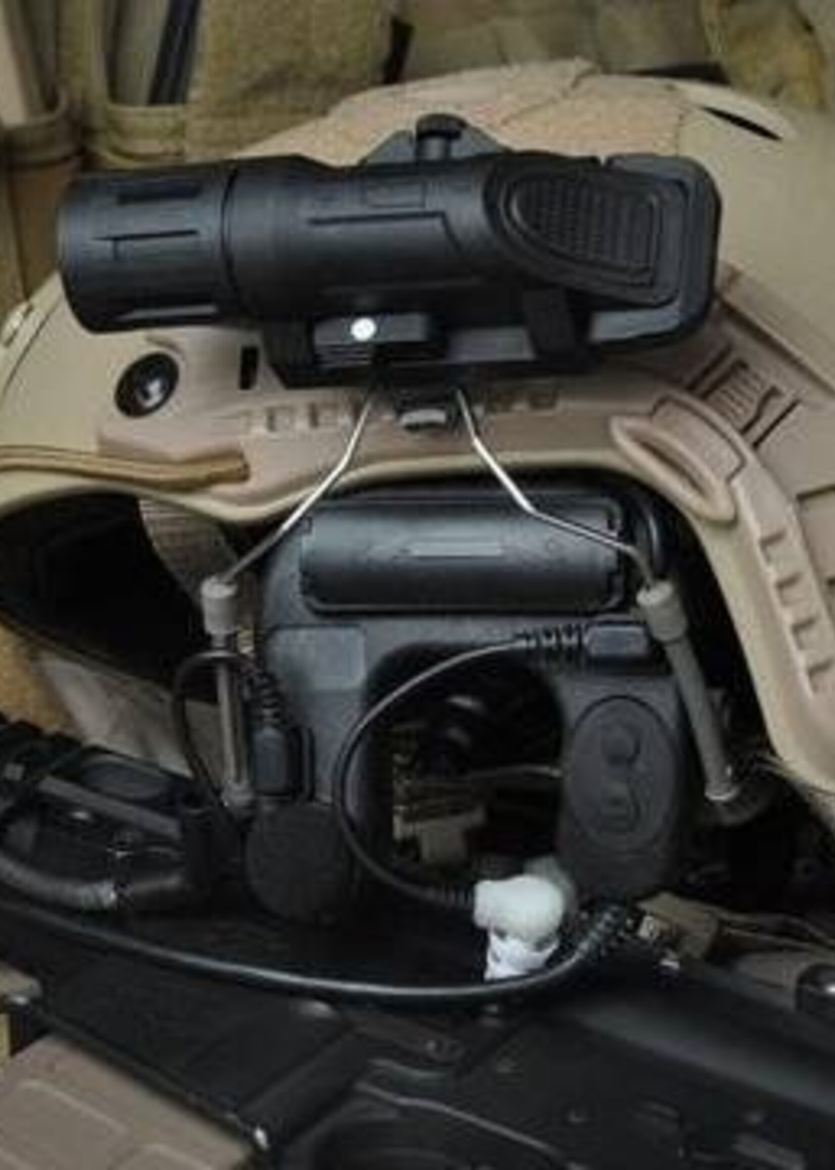 Night Evolution 04019 Helmet Light (Black)