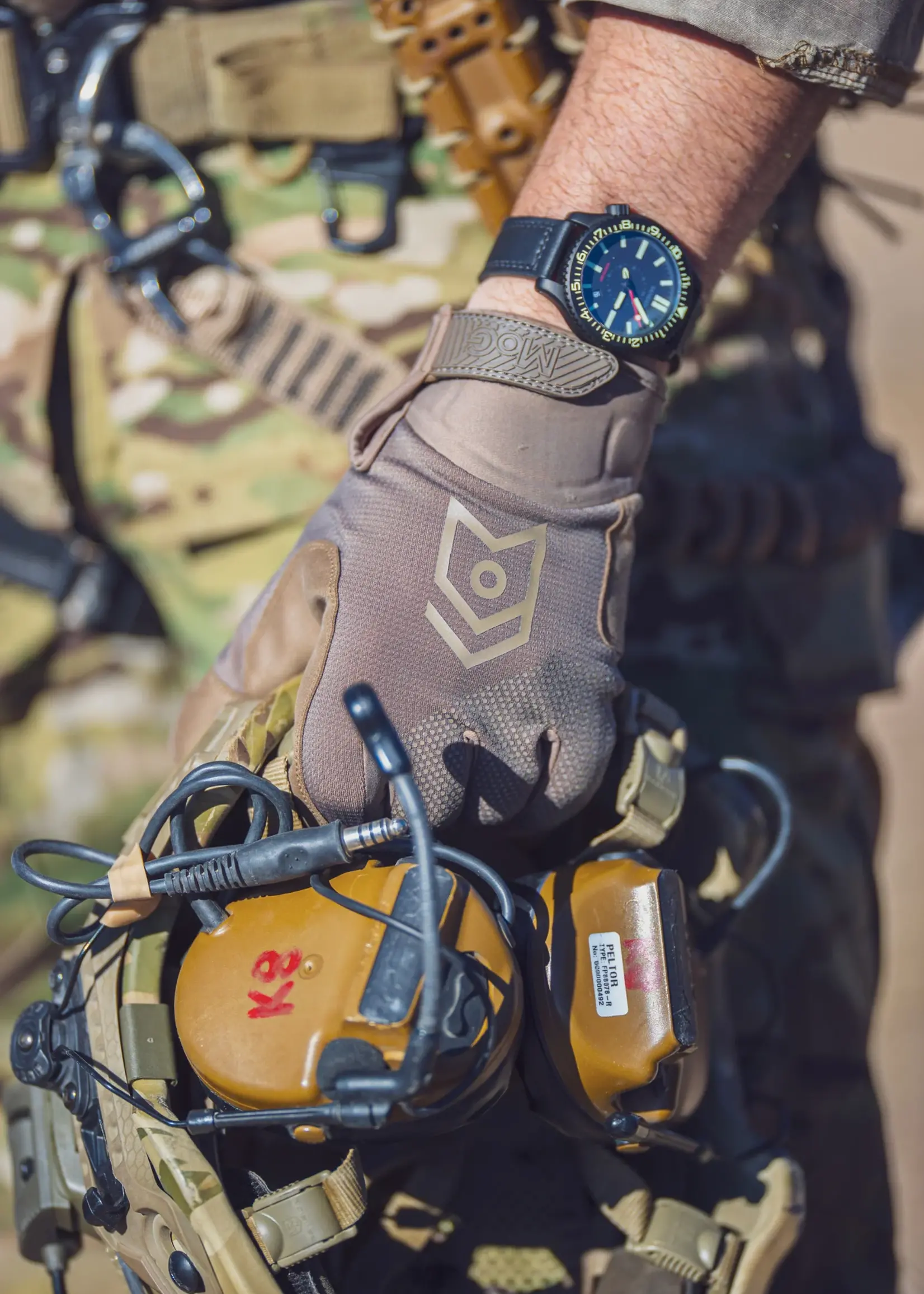 MoG (Masters of Gloves) Target 8109M High Abrasion Gloves (Multicam)