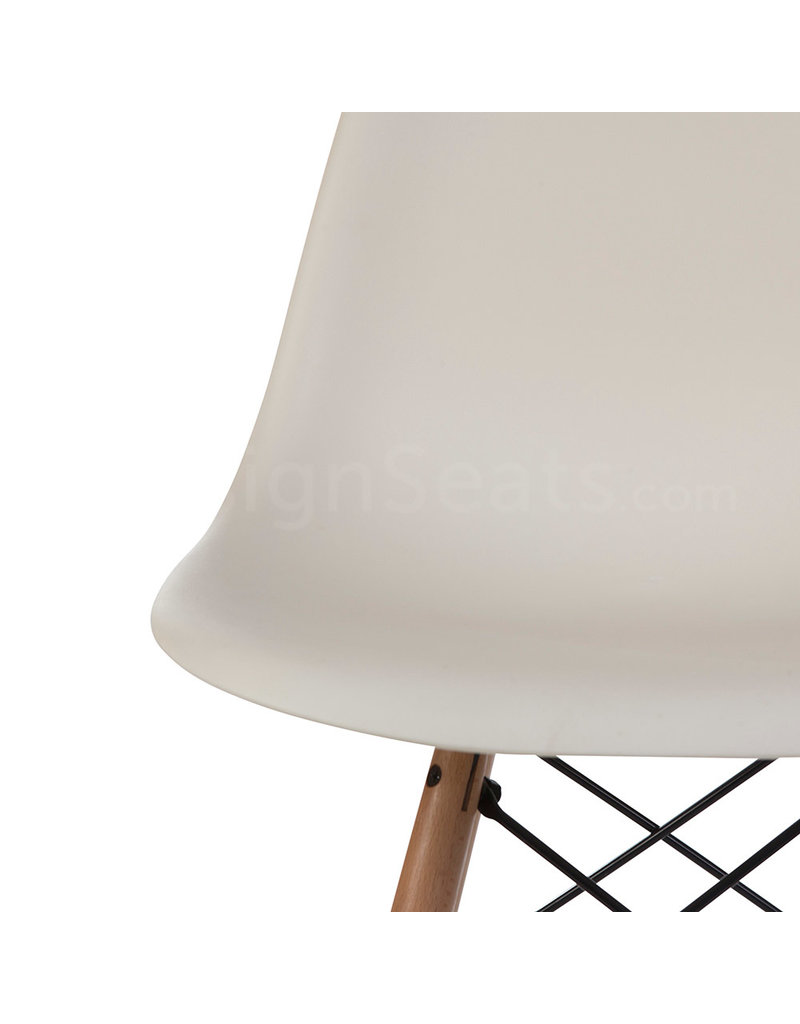 DSW Dining Chair Off White
