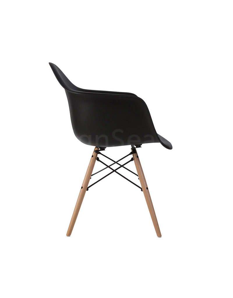DAW Eames Design Chair Black